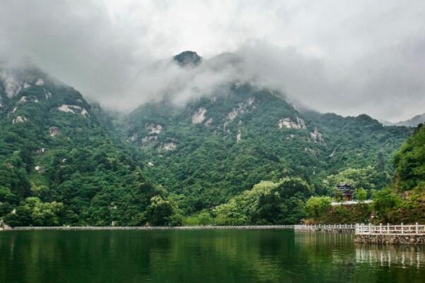 西安比较出名的景点有哪些-西安十大最受欢迎景点-西安比较著名的景点有哪些