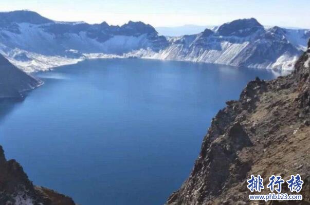 适合夏天的旅游景点有哪些-中国十大夏季旅游景点排行榜-夏天有什么好玩的旅游景点