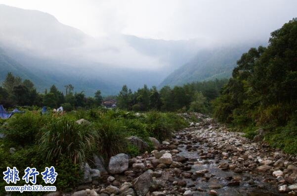 江西避暑的好地方有哪些-江西十大夏季避暑旅游景点-江西夏季旅游去哪里好