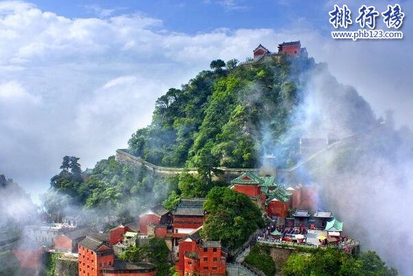 我国的避暑胜地有哪些-十大最美避暑名山榜中榜-中国有名的避暑胜地有哪些