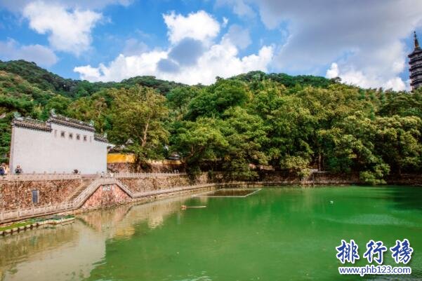 宁波有名气的寺庙有哪些-宁波十大著名寺庙-宁波比较有名的寺庙有哪些