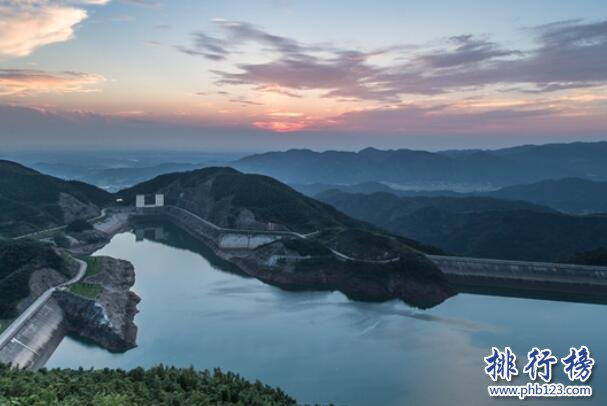 长沙哪里爬山好-长沙十大爬山景点-长沙登山好去处有哪些