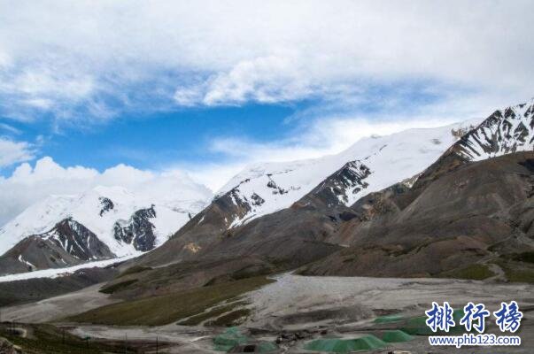 藏传佛教的圣地有哪些-藏传佛教四大神山-中国的藏佛教圣地是哪里