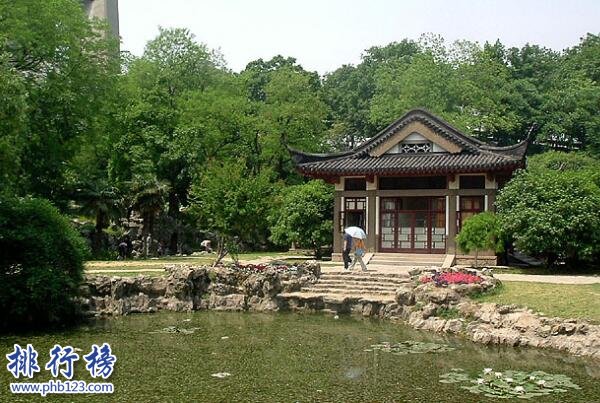 南京春游的好地方有哪些-南京十大春季旅游景点-南京春游去哪好玩