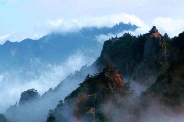 九华山上榜(佛教四大名山之一)-安徽十大民俗旅游胜地