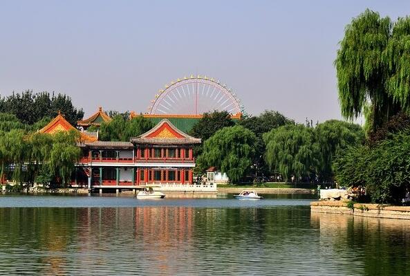 龙潭湖上榜(地处东城区)-北京春节旅游十大好玩景点