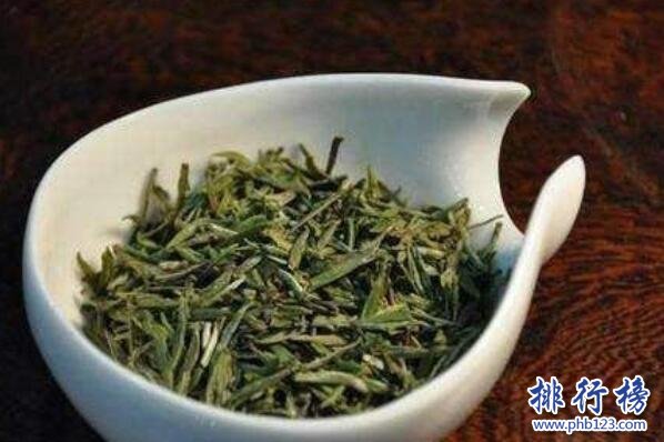 太白银毫上榜(色泽翠润)-河南十大名茶