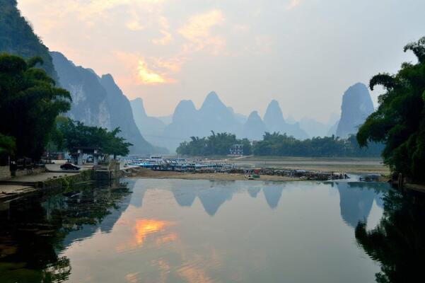 桂林阳朔十大必去景点-桂林阳朔一日游必去景点旅游攻略-阳朔自驾游怎么玩最好