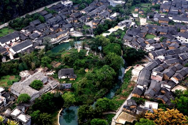 贺州著名旅游景点-贺州十大著名景点-贺州有名的旅游景点有哪些