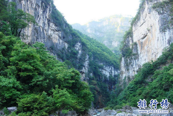 贵阳夏天旅游必去景点排名-贵阳十大适合夏季旅游的地方-贵阳夏天去哪玩比较好