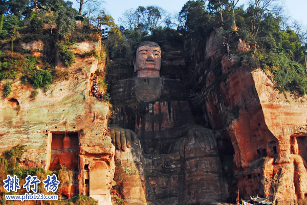 乐山夏季旅游最佳去处-乐山十大适合夏季旅游的地方-乐山夏天避暑的地方有哪些