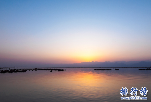 四月份宁夏好玩的地方有哪些-宁夏4月旅游景点排名表-宁夏四月适合旅游的地方