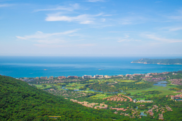 6月海南旅游必去的地方-海南6月旅游景点排行榜前十名-海南6月旅游适合去哪里玩