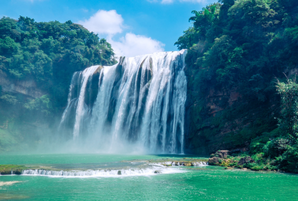 贵州七月值得去的十大景点-贵州七月份旅游最佳地方排名-七月份去贵州哪里玩比较好