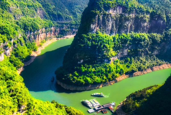 重庆夏天旅游必去景点-重庆夏季景点排行榜前十名-重庆夏天适合去哪里玩