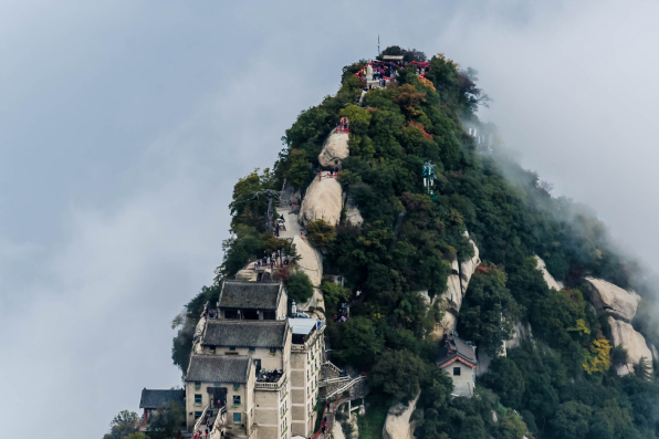 甘肃周边旅游必去十大景点-甘肃周边旅游景点排行榜前十名-甘肃周边哪里好玩