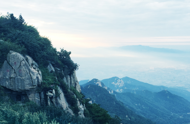 江西适合学生旅游的地方-江西学生旅游景点大全排名-江西有什么地方适合学生玩