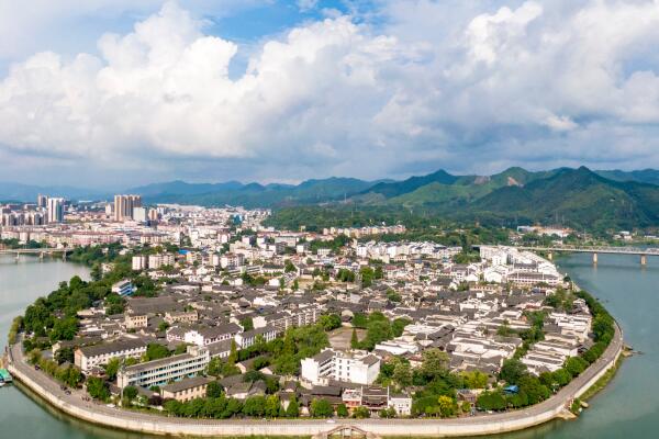 怀化市五一必去景点有哪些-怀化市五一旅游必去十大景点-怀化好玩地方排行