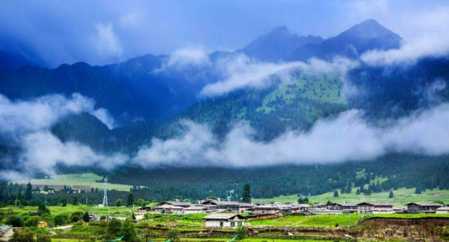 西藏的旅游景点有哪些-西藏著名自然景点排名前十-西藏旅游景点排名