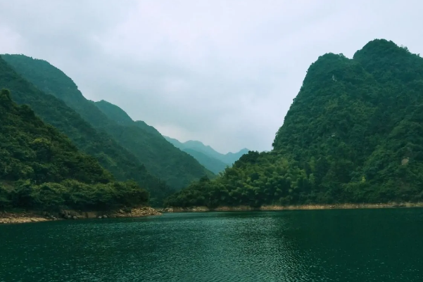 邵阳出名的旅游景点-邵阳旅游必去十大景点-邵阳必去旅游景点有哪些