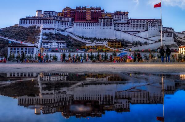 拉萨香火最旺的十大寺庙是哪些-拉萨十大寺庙排名-拉萨十大寺庙排行榜